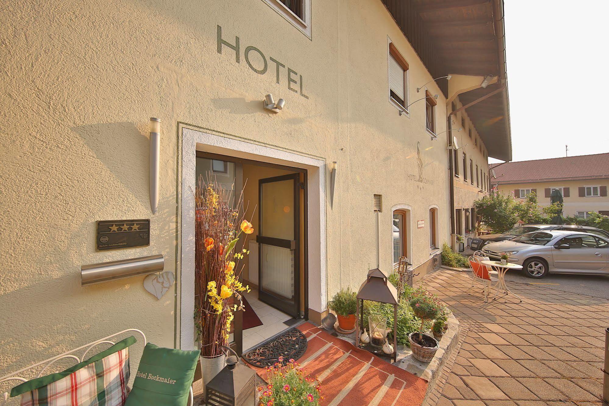 Hotel Bockmaier Oberpframmern Exterior photo