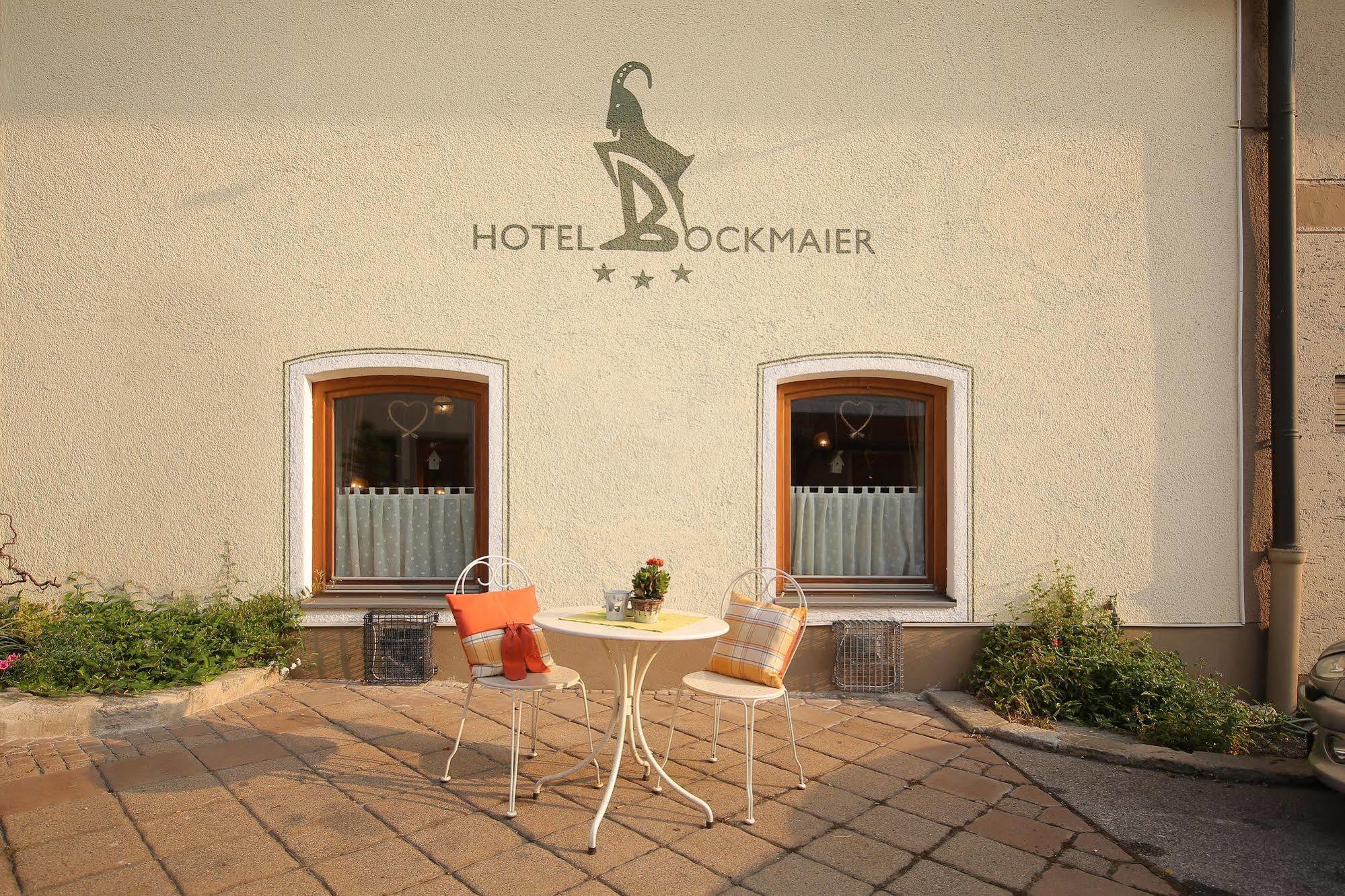 Hotel Bockmaier Oberpframmern Exterior photo